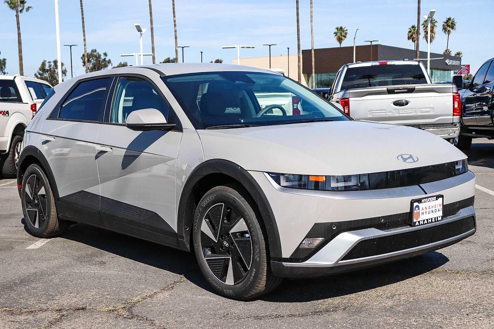 Thumbnail: 2026 Hyundai Ioniq 5 - 3