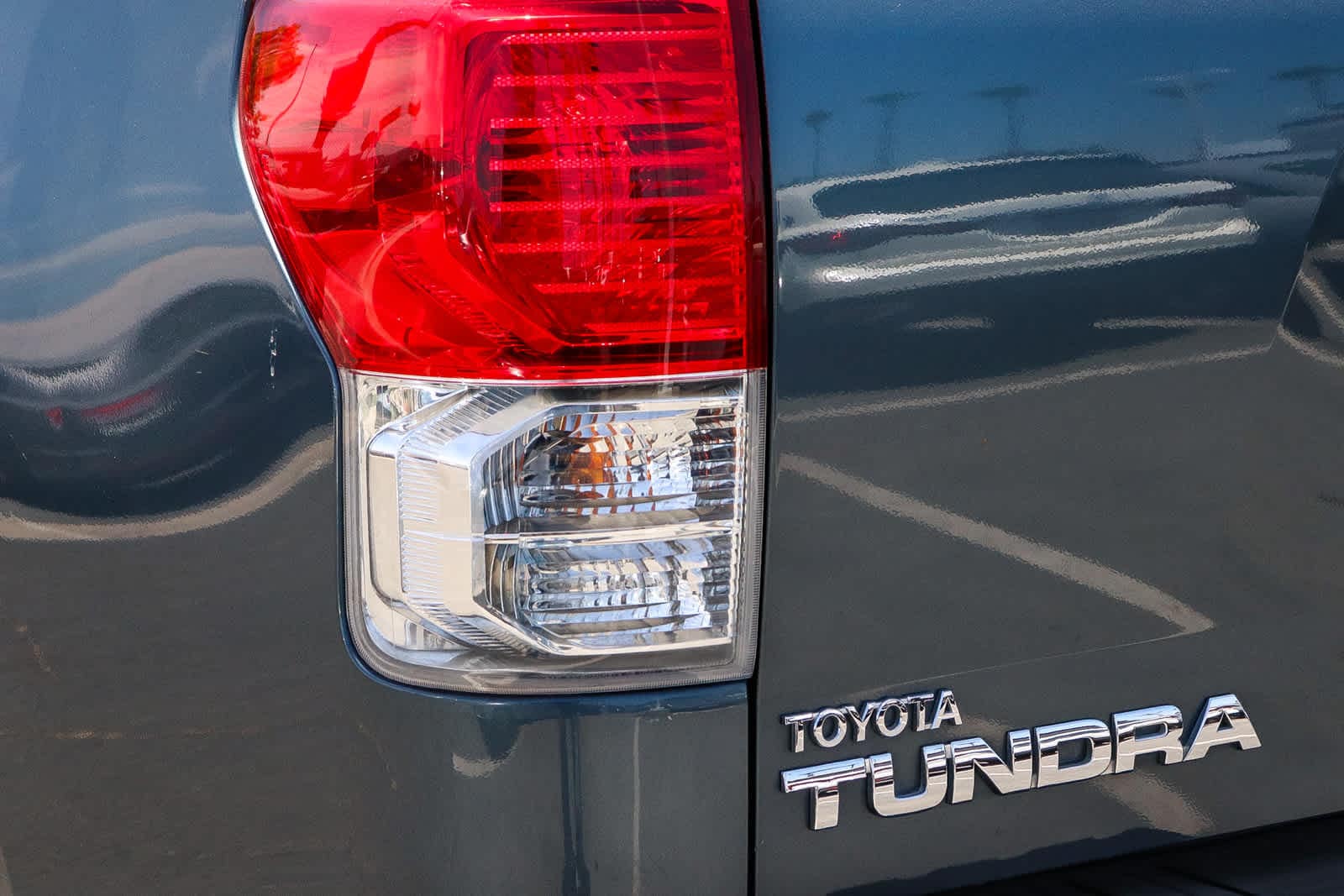 Thumbnail: 2010 Toyota Tundra - 7