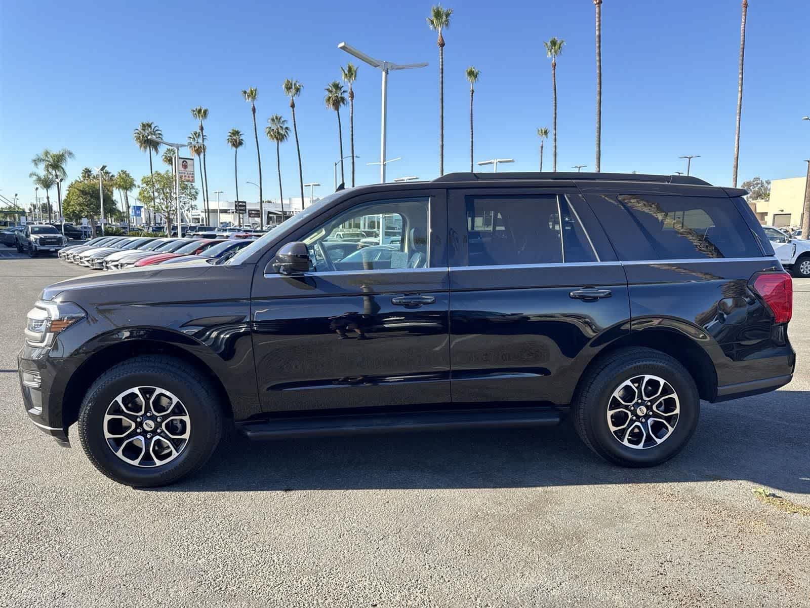 Thumbnail: 2024 Ford Expedition - 3