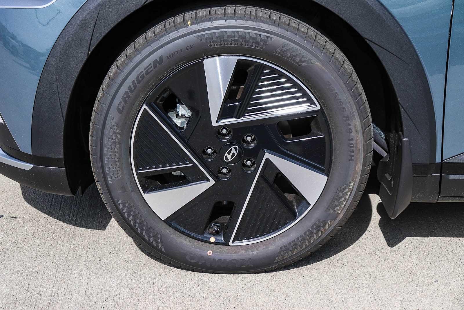 Thumbnail: 2026 Hyundai Ioniq 5 - 12