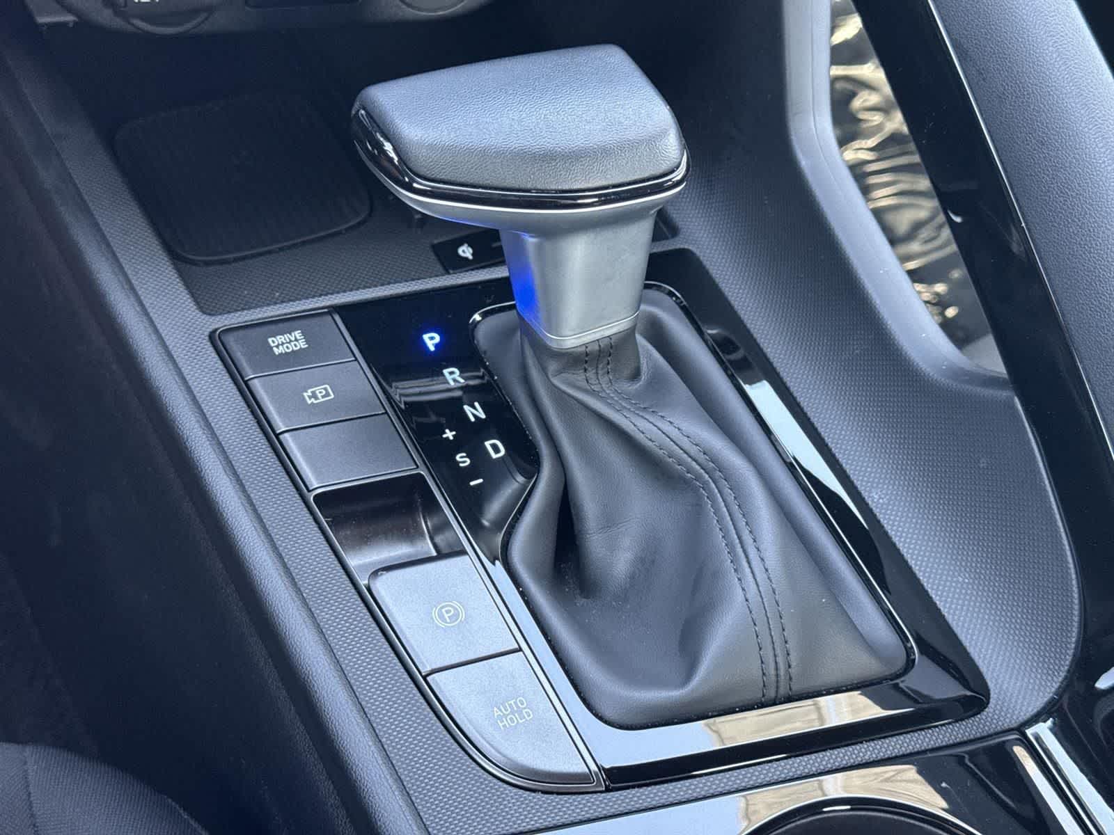 Thumbnail: 2025 Hyundai Elantra - 14