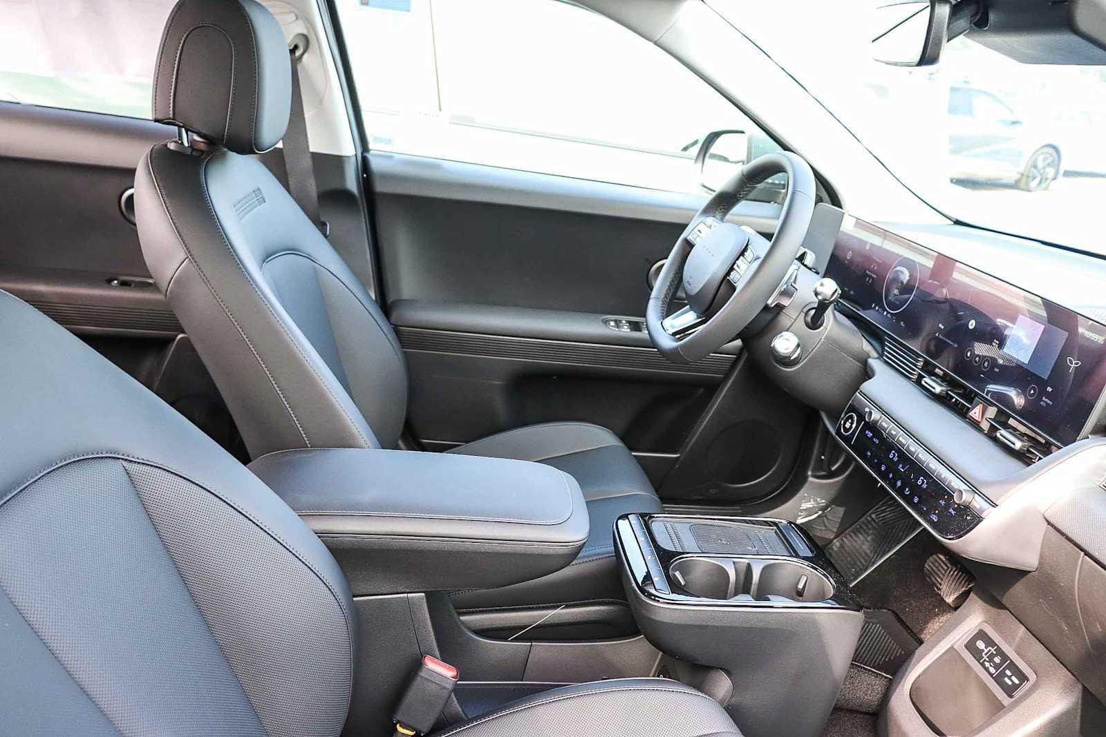 Thumbnail: 2026 Hyundai Ioniq 5 - 19