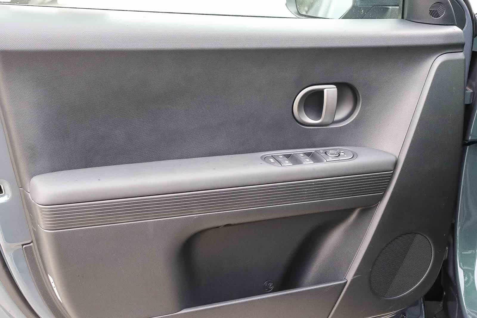 Thumbnail: 2026 Hyundai Ioniq 5 - 21