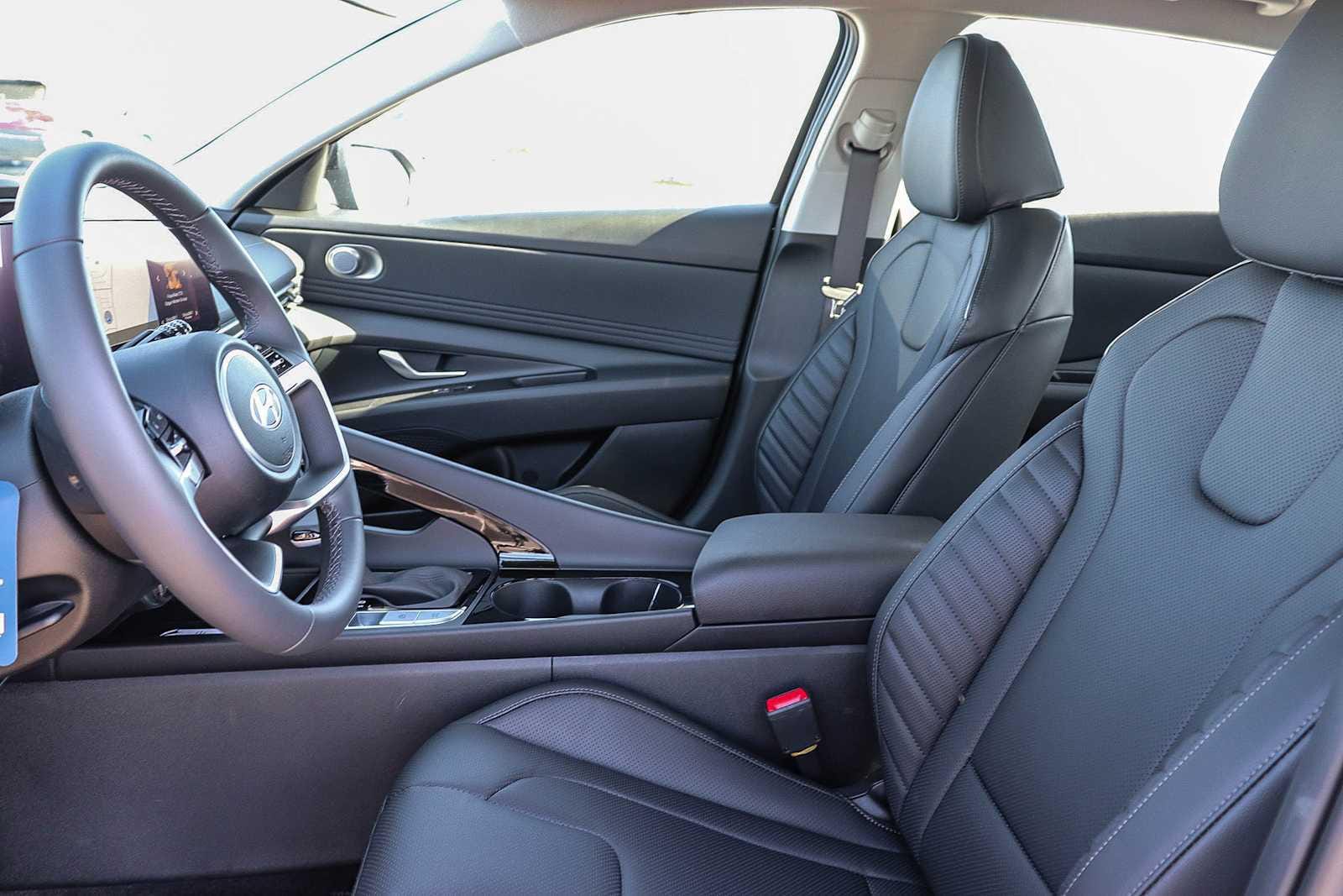 Thumbnail: 2026 Hyundai Elantra - 22