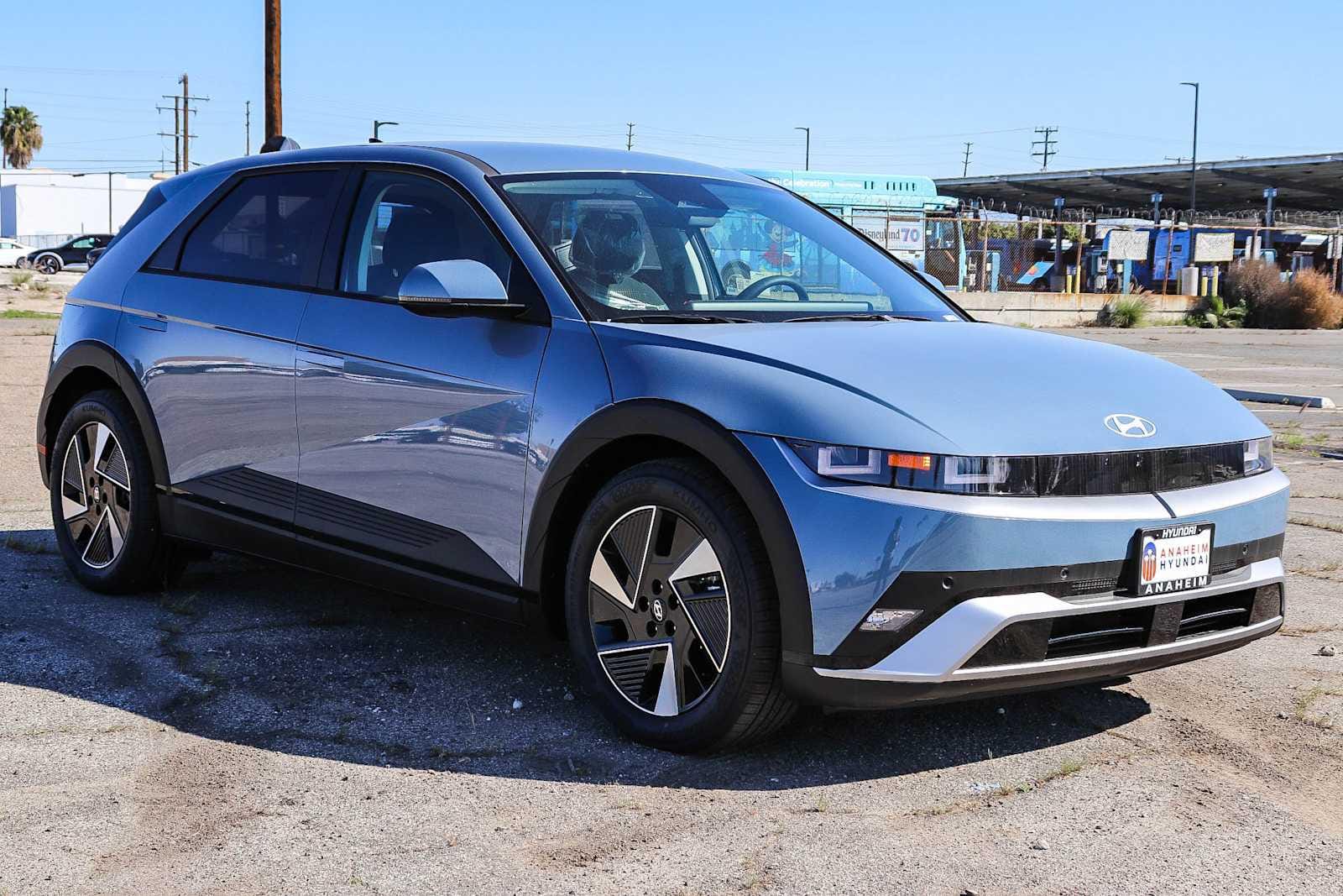 Thumbnail: 2026 Hyundai Ioniq 5 - 3