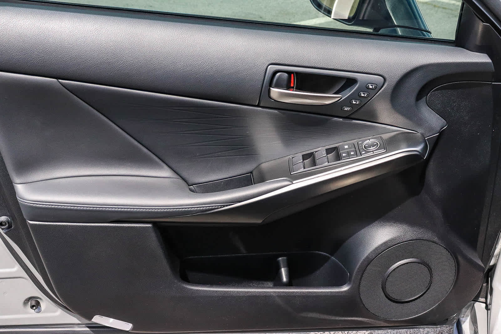 Thumbnail: 2024 Lexus IS - 34