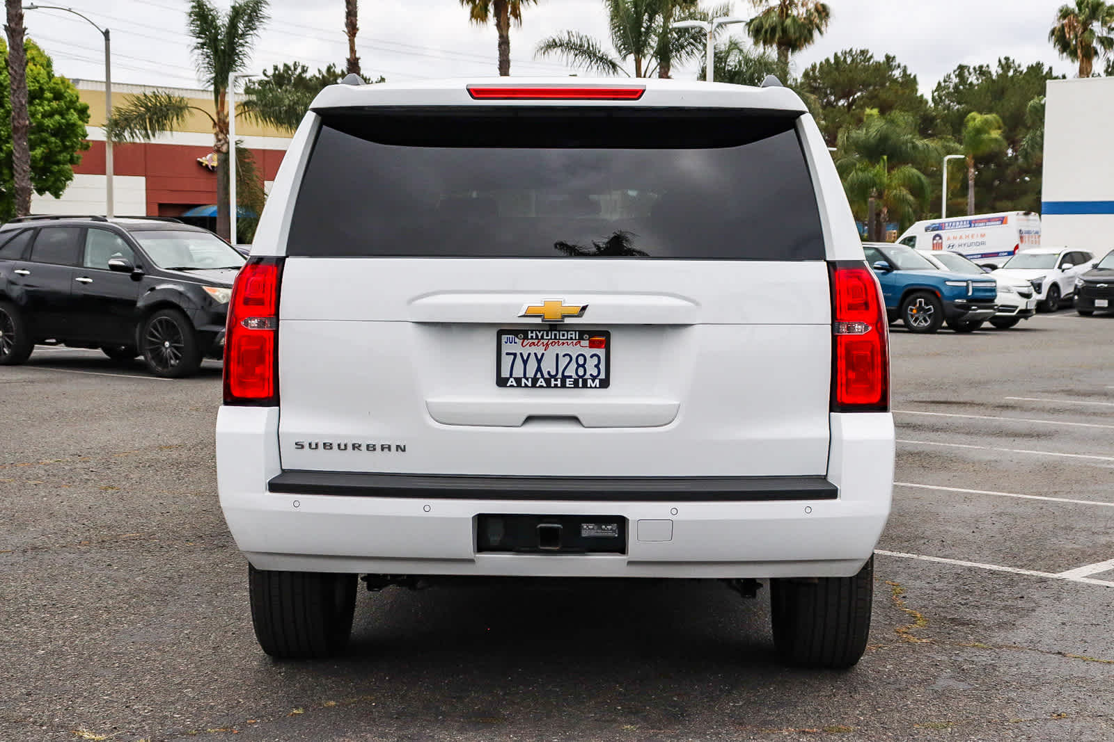 Thumbnail: 2017 Chevrolet Suburban - 7