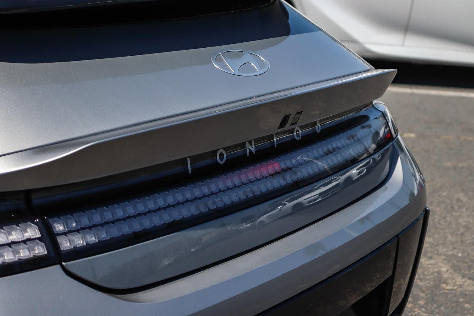 Thumbnail: 2023 Hyundai Ioniq 6 - 9