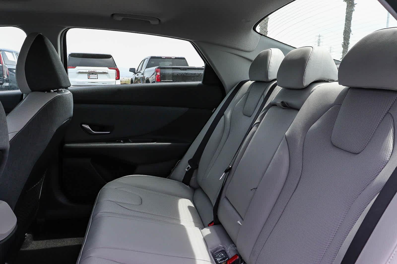 Thumbnail: 2026 Hyundai Elantra - 24