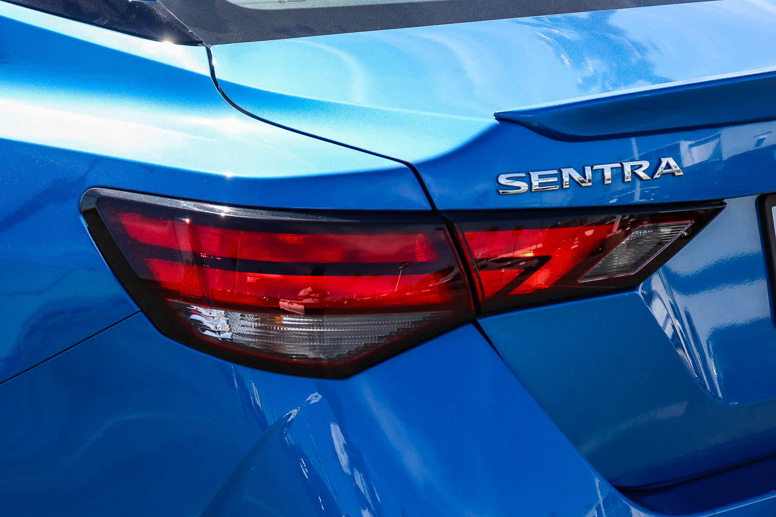 Thumbnail: 2021 Nissan Sentra - 9