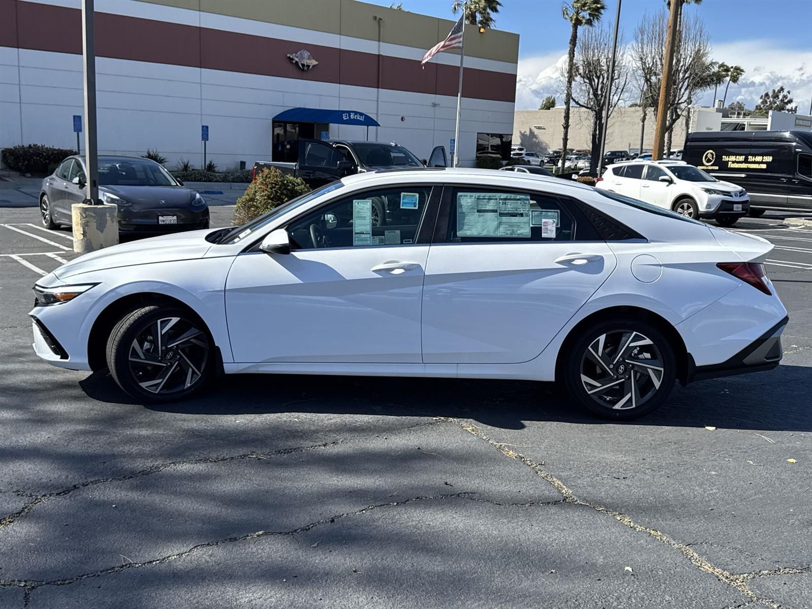 Thumbnail: 2025 Hyundai Elantra - 5