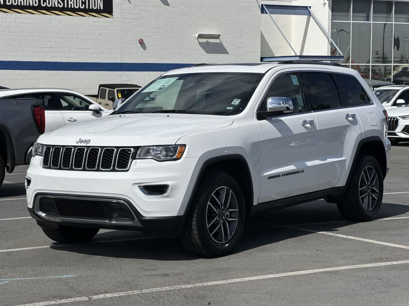 Thumbnail: 2022 Jeep Grand Cherokee - 6