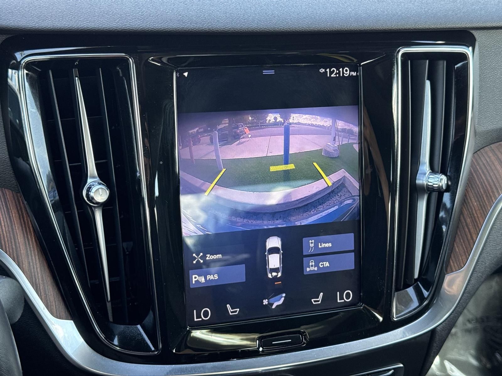 Thumbnail: 2020 Volvo S60 - 15