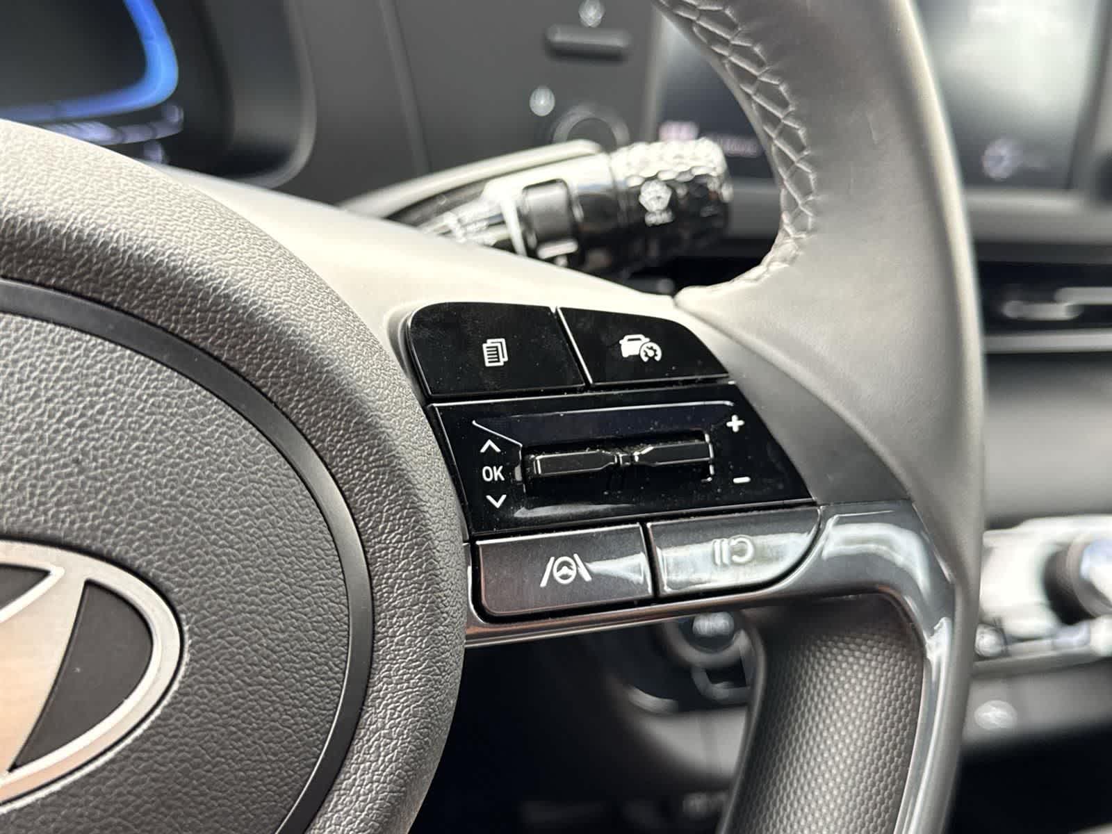 Thumbnail: 2025 Hyundai Elantra - 11