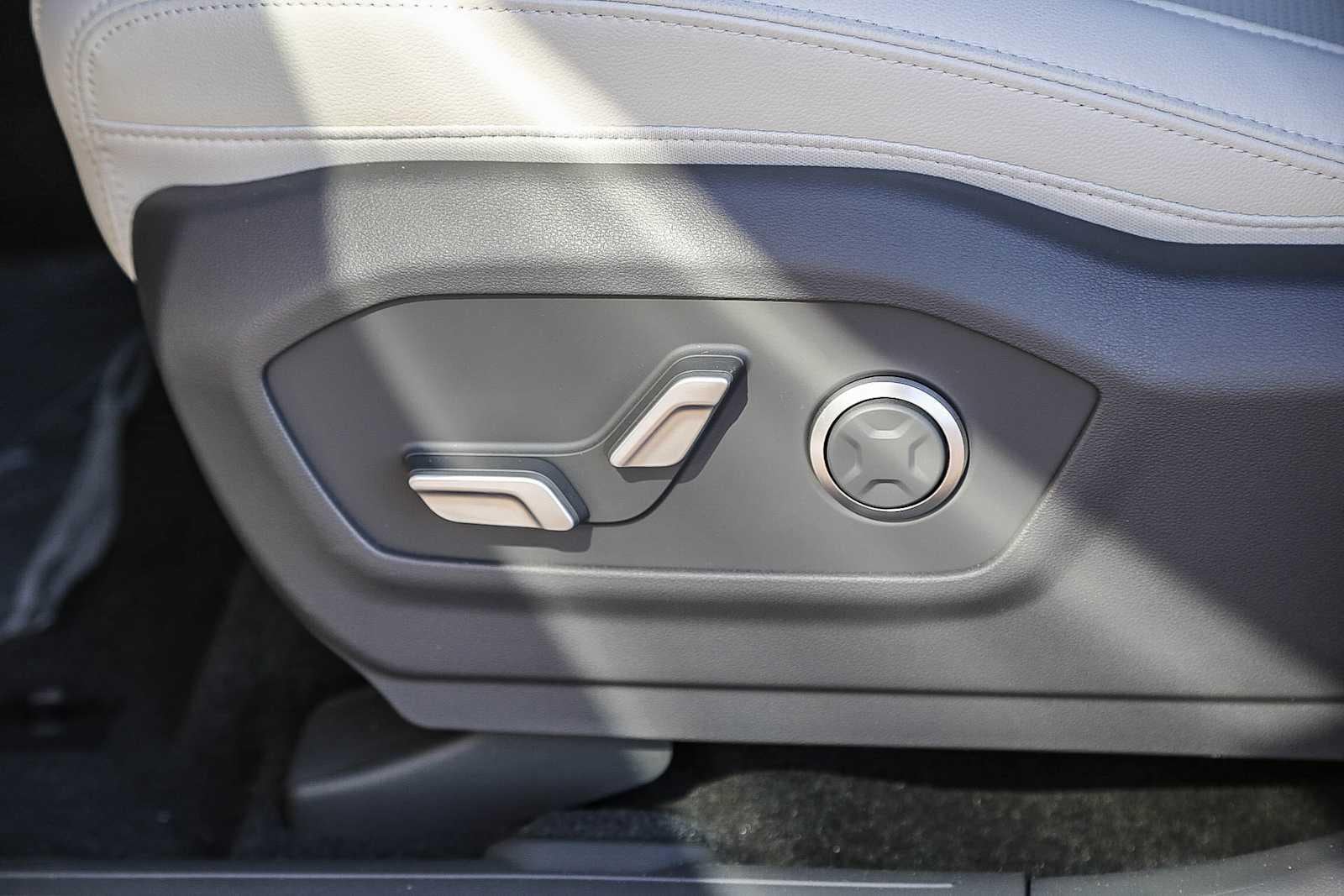 Thumbnail: 2026 Hyundai Santa Fe - 22