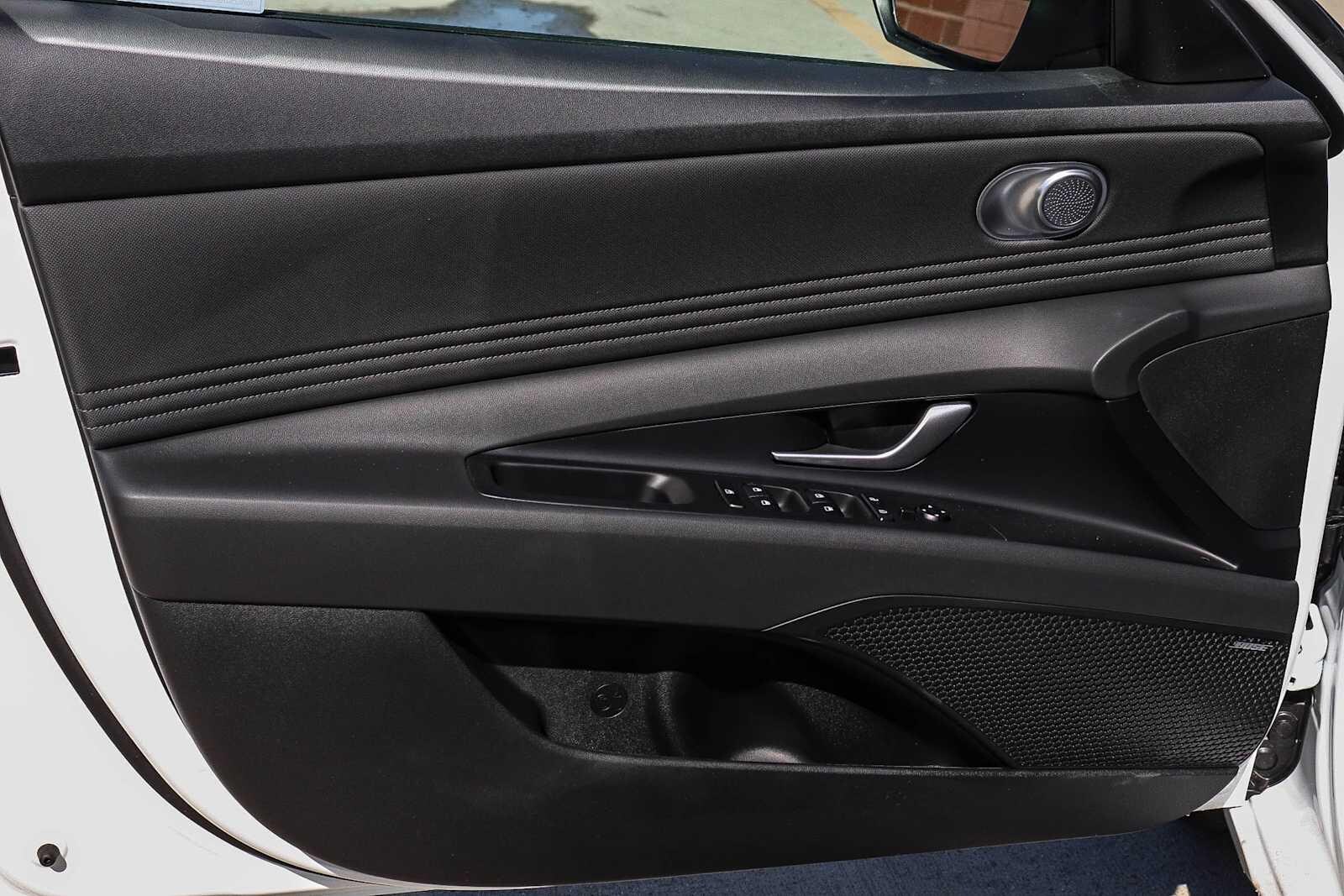 Thumbnail: 2026 Hyundai Elantra - 23