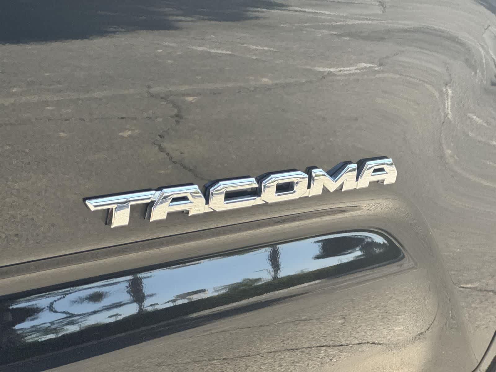 Thumbnail: 2023 Toyota Tacoma - 26