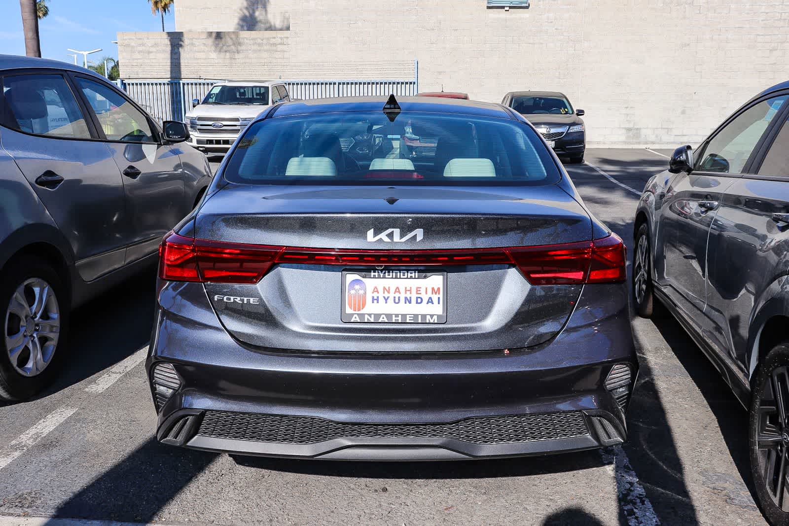 Thumbnail: 2023 Kia Forte - 6