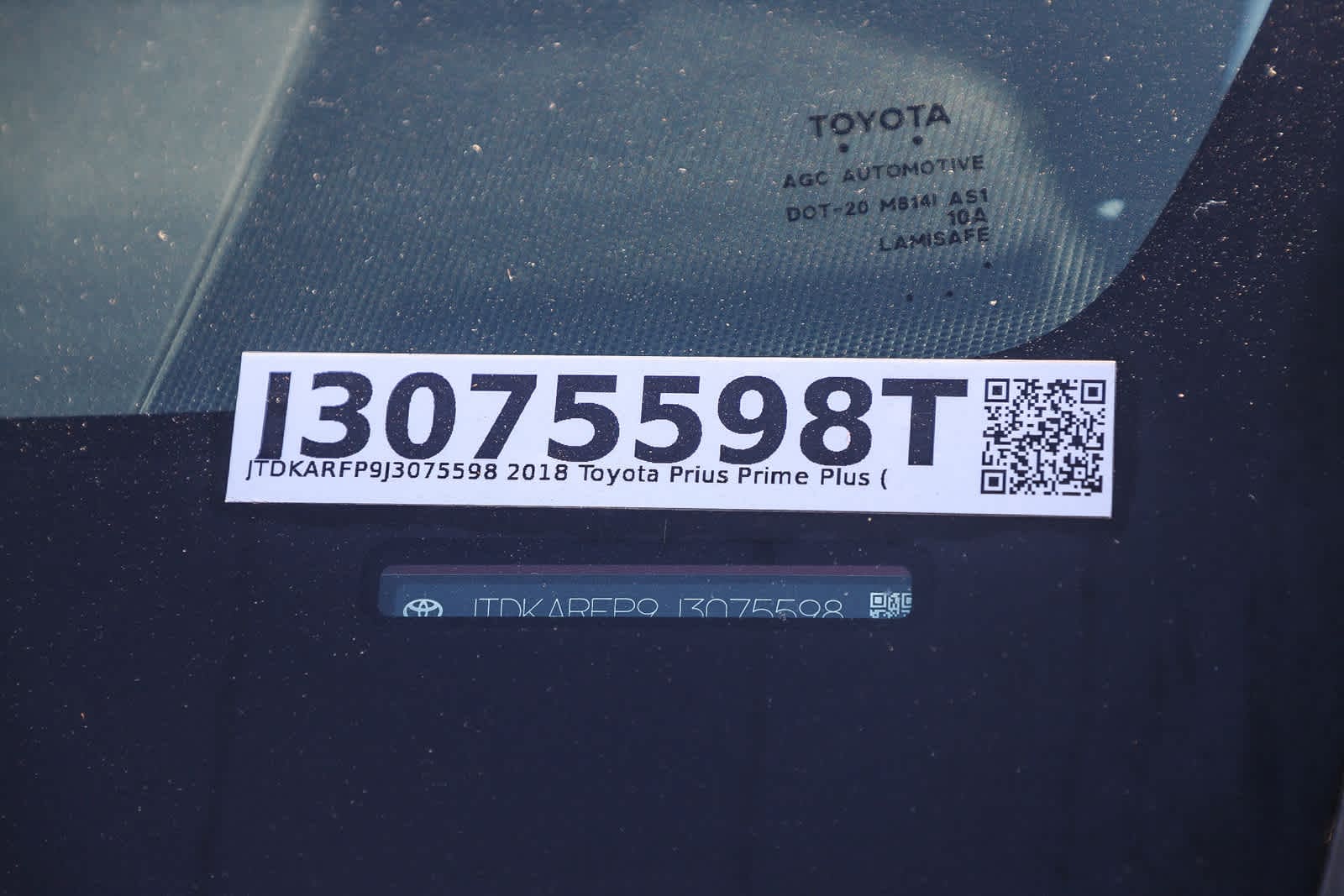 Thumbnail: 2018 Toyota Prius Prime - 27