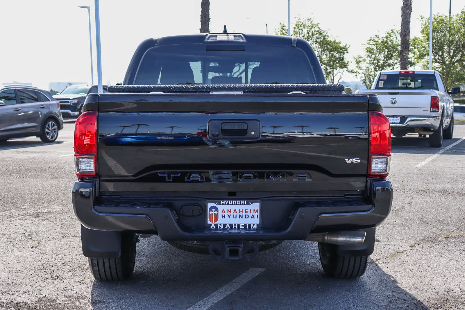 2018 Toyota Tacoma TRD Sport photo 6