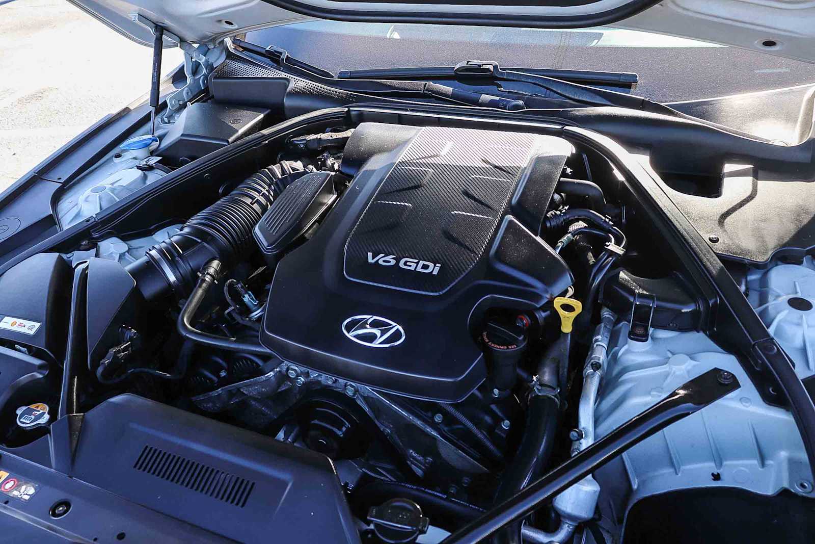 Thumbnail: 2016 Hyundai Genesis - 30