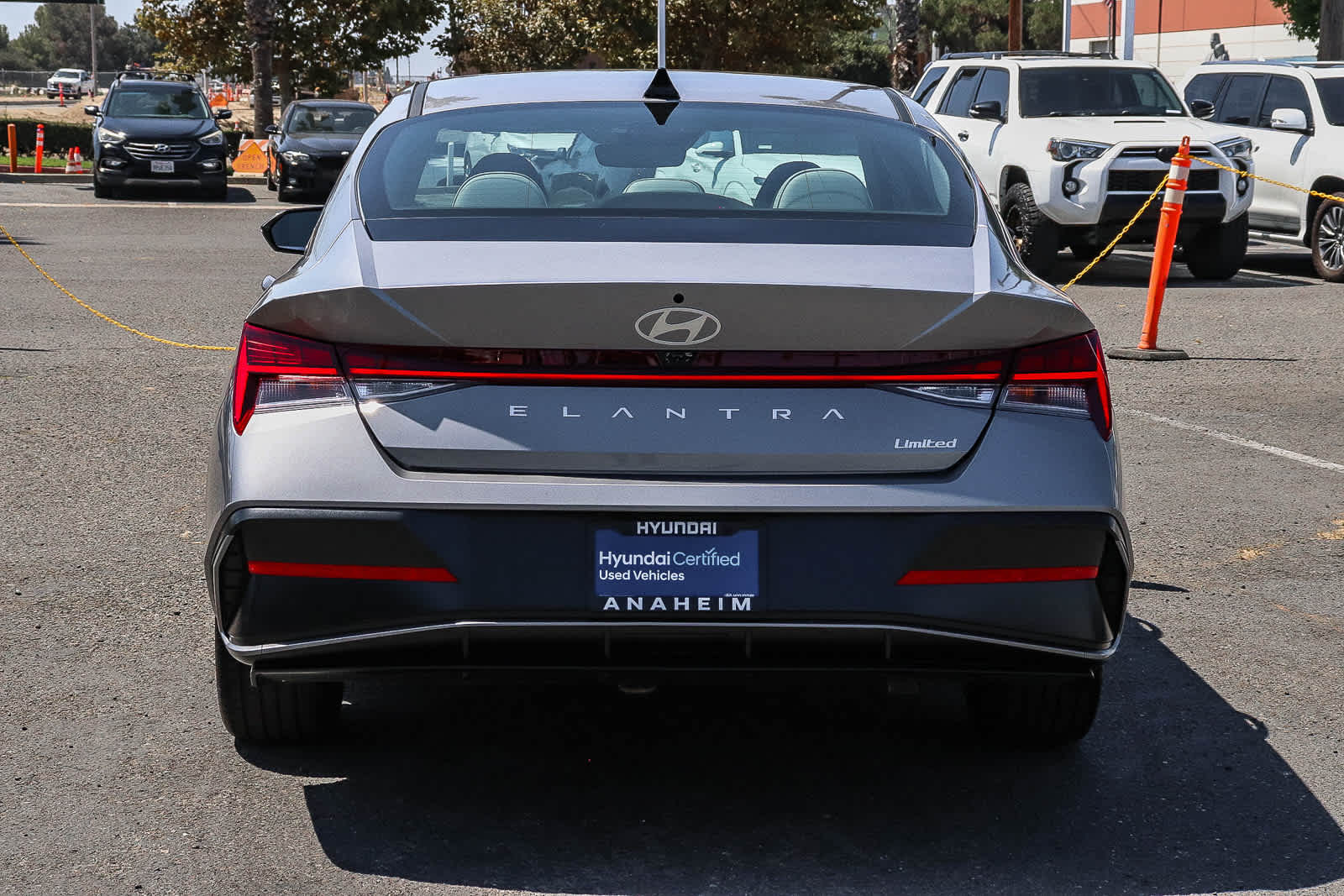 2026 Hyundai Elantra Limited - Photo 8