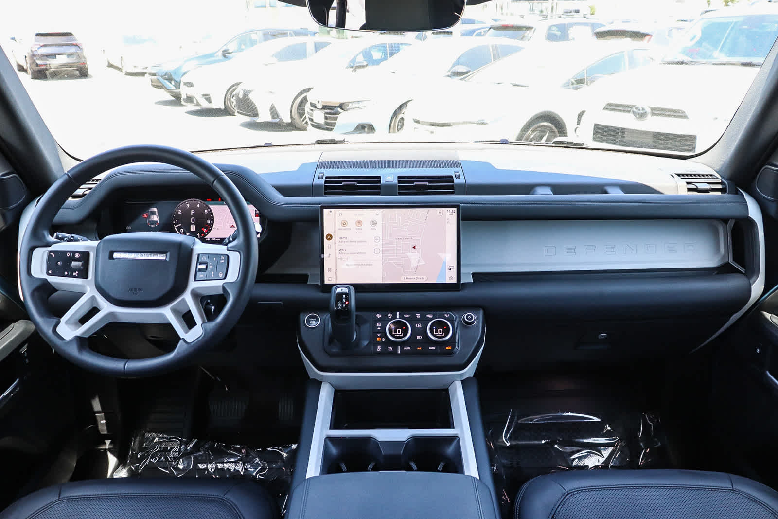 Thumbnail: 2025 Land Rover Defender - 15