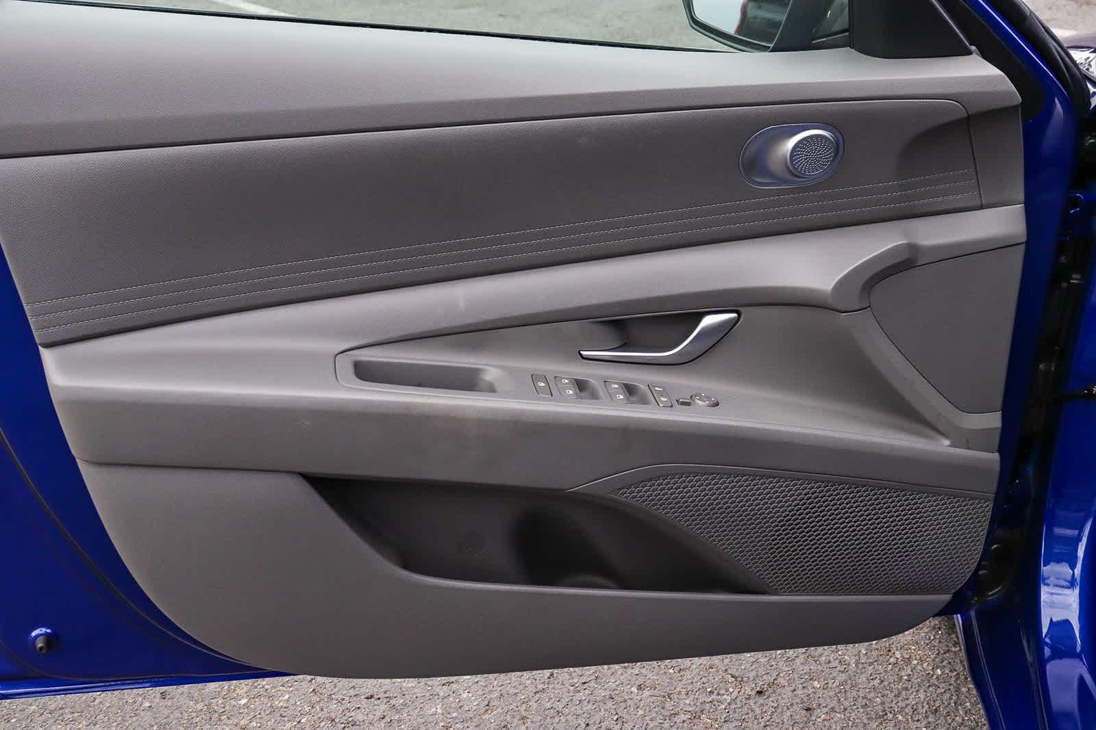 Thumbnail: 2023 Hyundai Elantra - 25