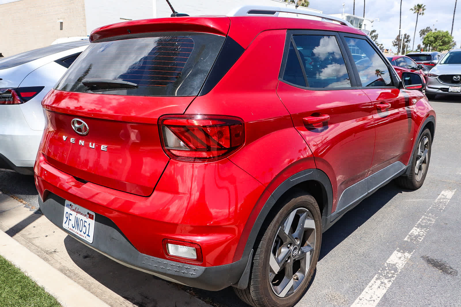 2023 Hyundai Venue SEL photo 5