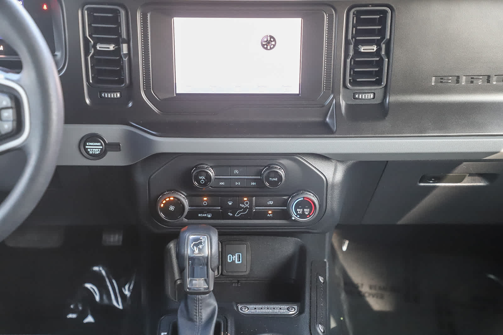 Thumbnail: 2023 Ford Bronco - 15