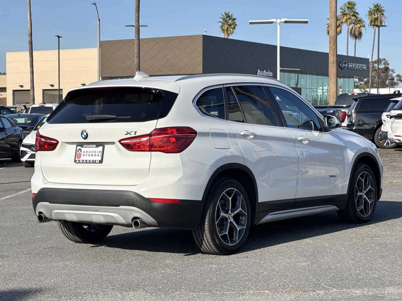 Thumbnail: 2017 BMW X1 - 6