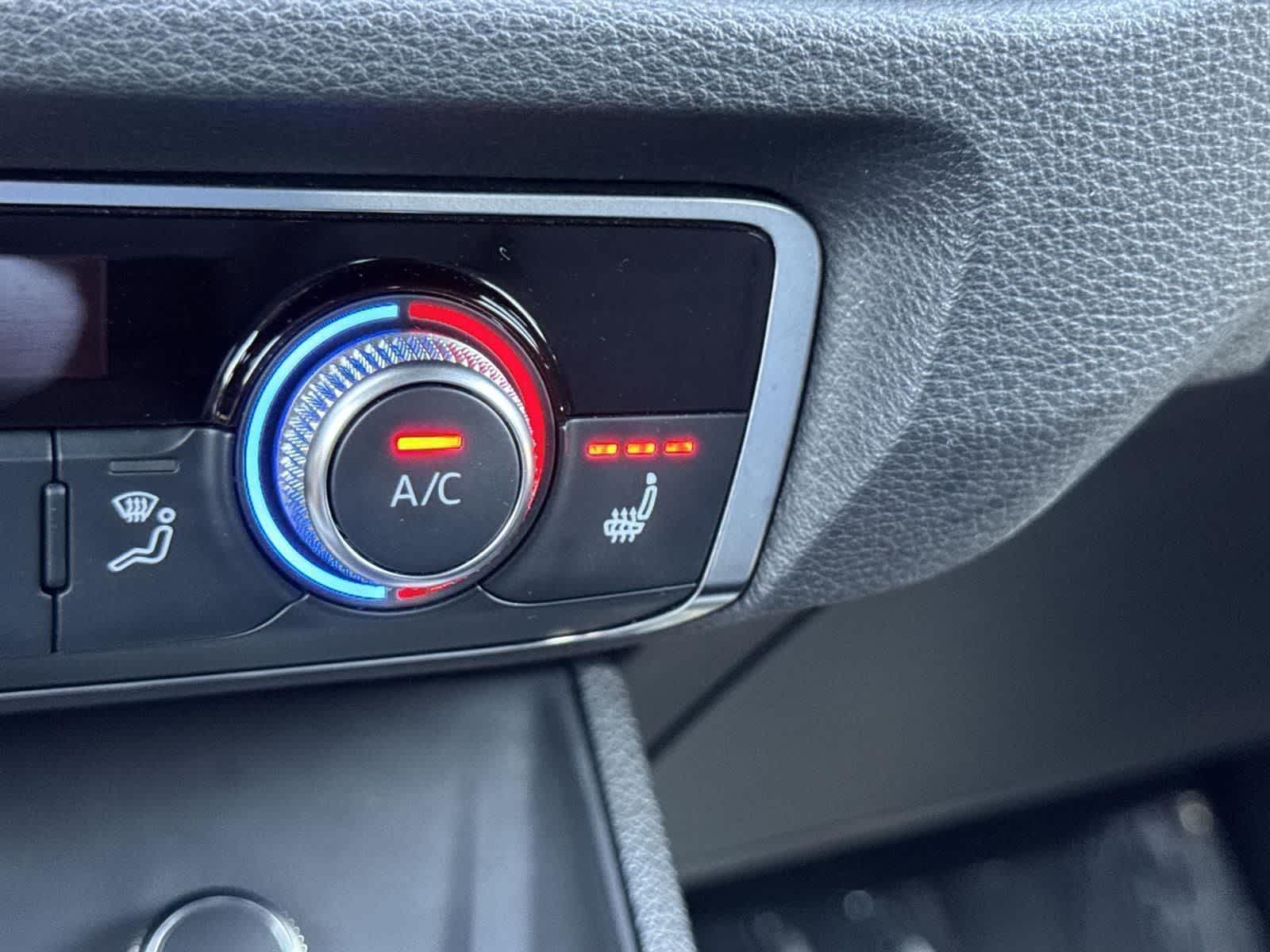 Thumbnail: 2024 Audi Q3 - 20