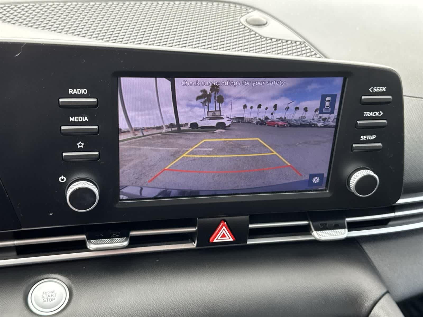 Thumbnail: 2022 Hyundai Elantra - 14