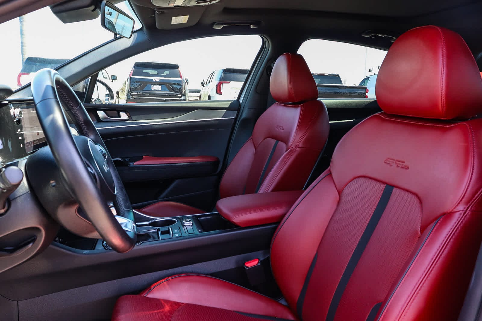 Thumbnail: 2023 Kia K5 - 24