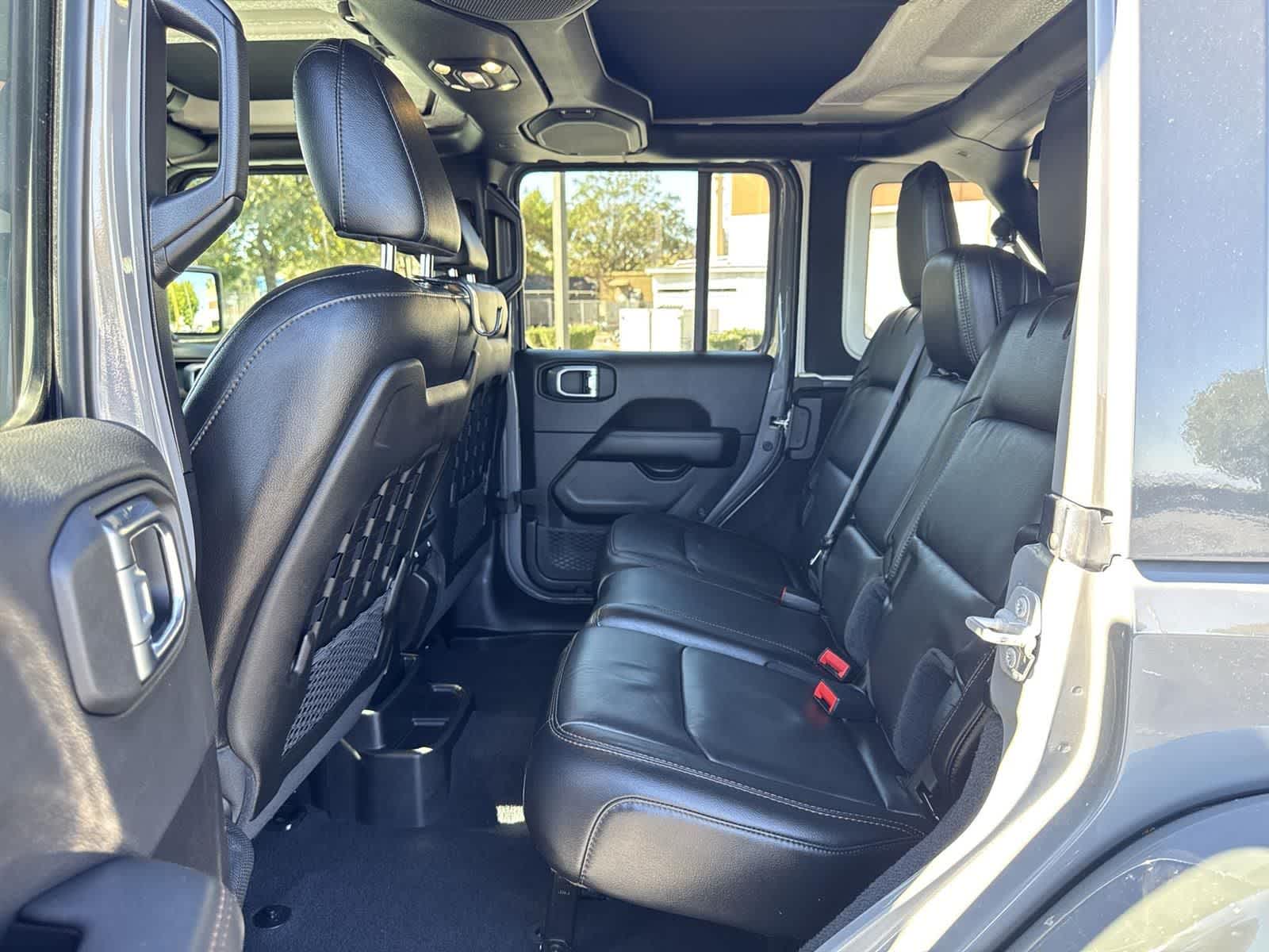 Thumbnail: 2021 Jeep Wrangler - 26