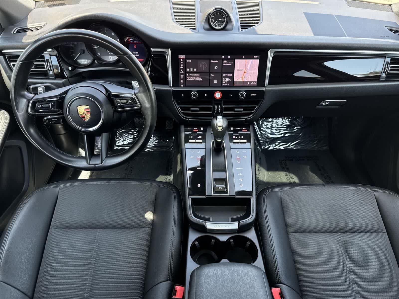 Thumbnail: 2022 Porsche Macan - 9