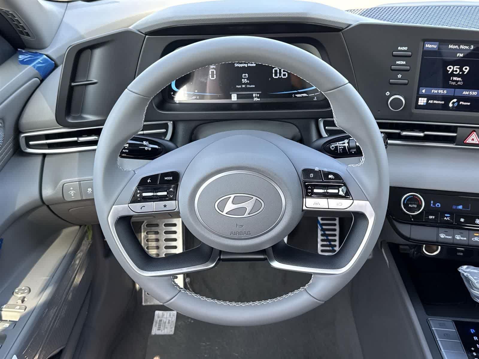 Thumbnail: 2025 Hyundai Elantra - 10