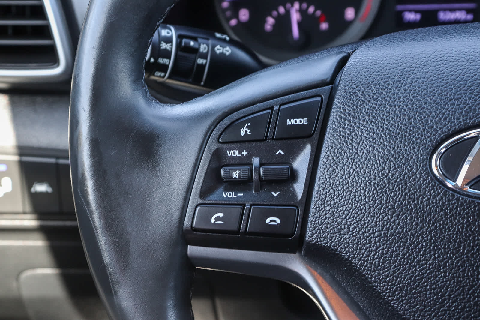 Thumbnail: 2020 Hyundai Tucson - 17