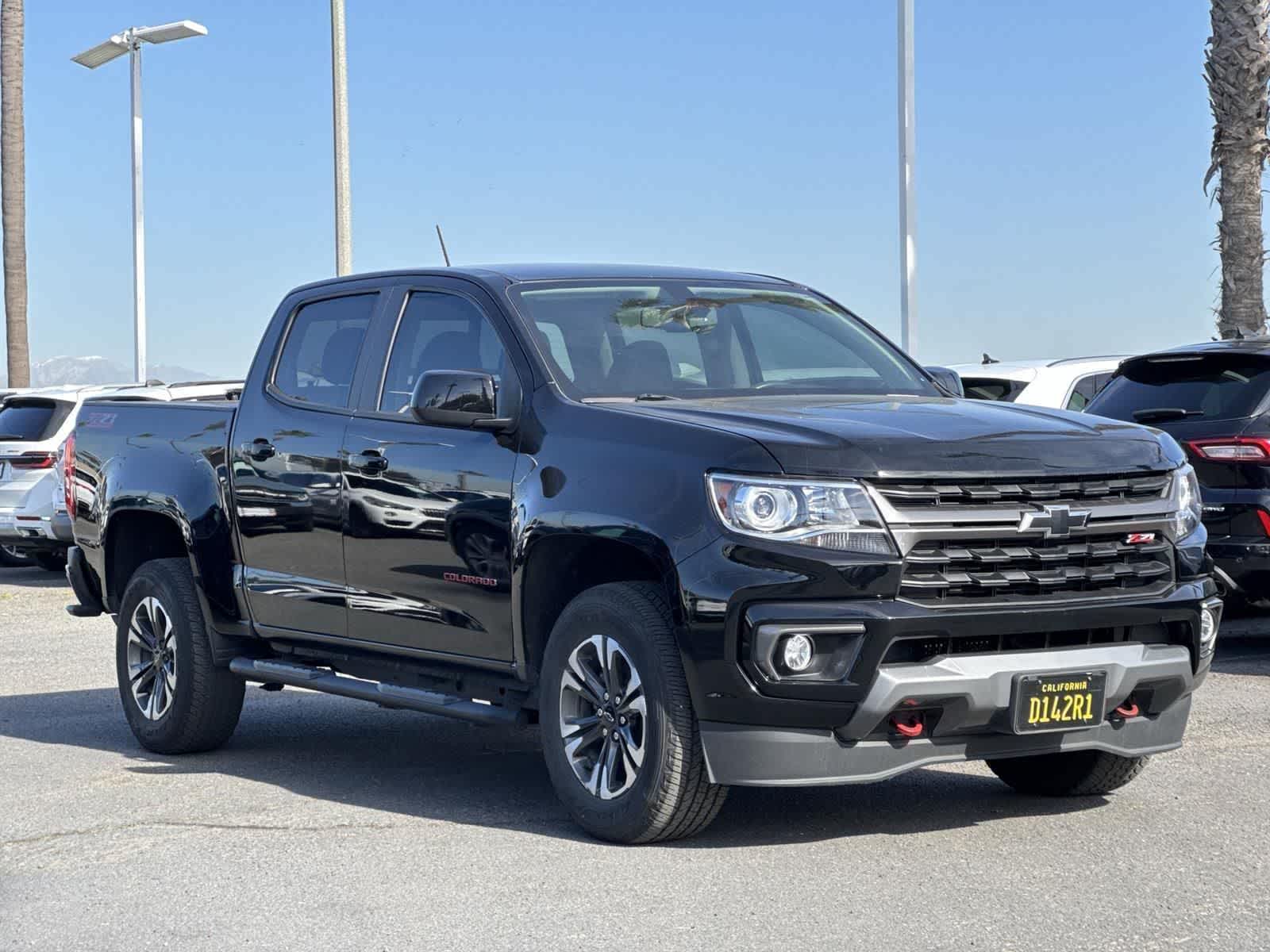 Thumbnail: 2022 Chevrolet Colorado - 8