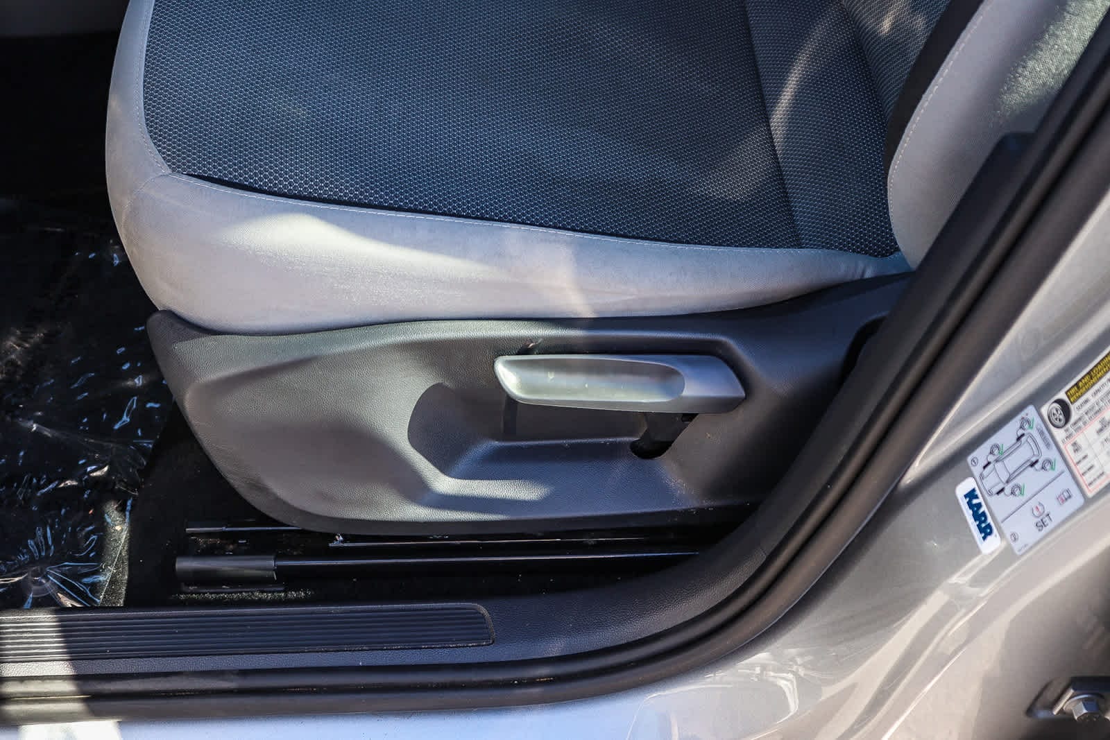 Thumbnail: 2022 Volkswagen Taos - 18