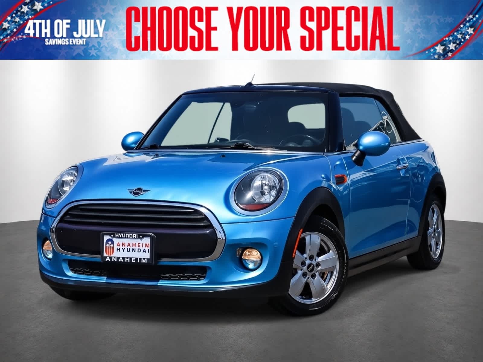 2019 MINI Convertible Cooper Signature's photo