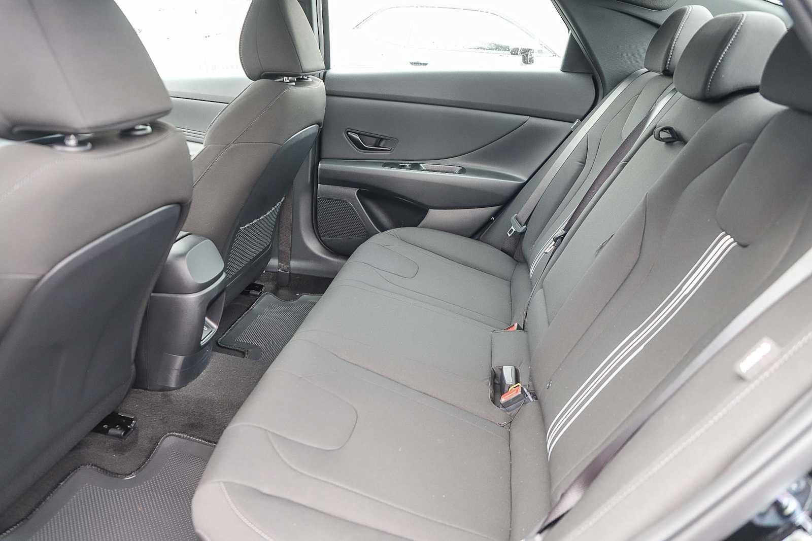 Thumbnail: 2026 Hyundai Elantra - 22