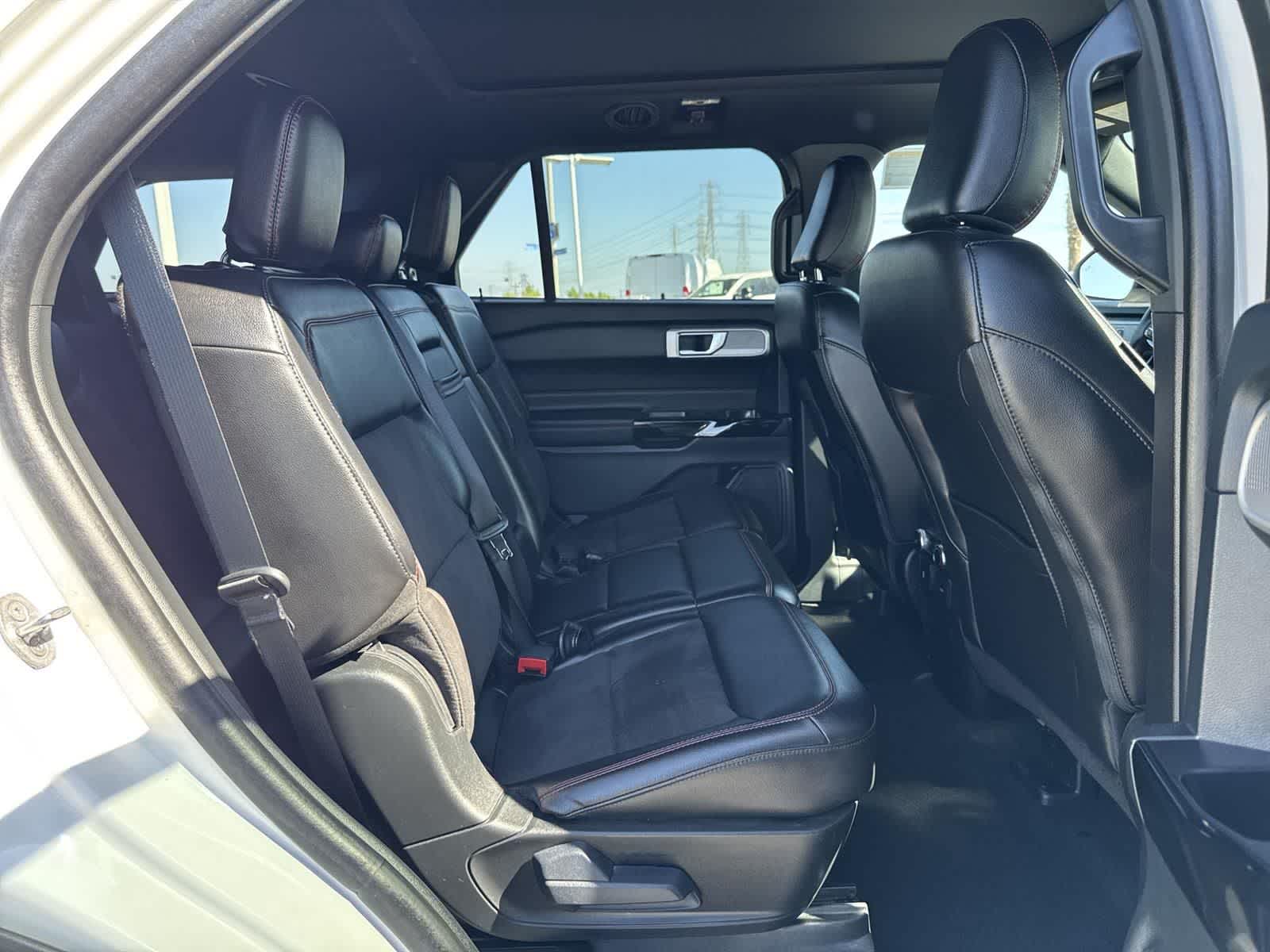 Thumbnail: 2024 Ford Explorer - 38
