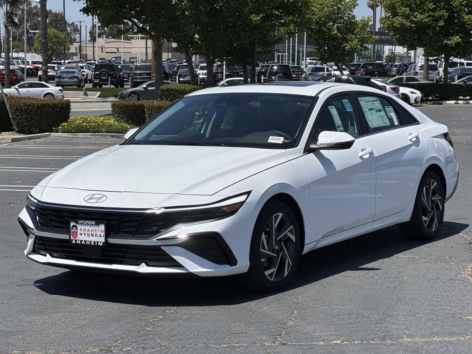 Thumbnail: 2025 Hyundai Elantra - 6