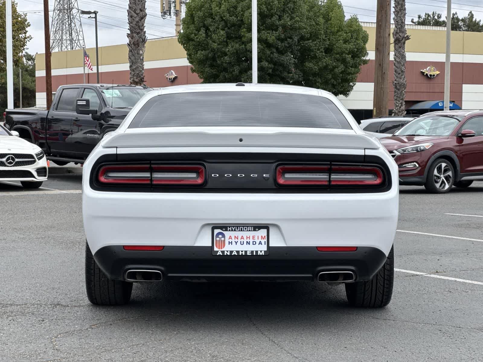 Thumbnail: 2022 Dodge Challenger - 4