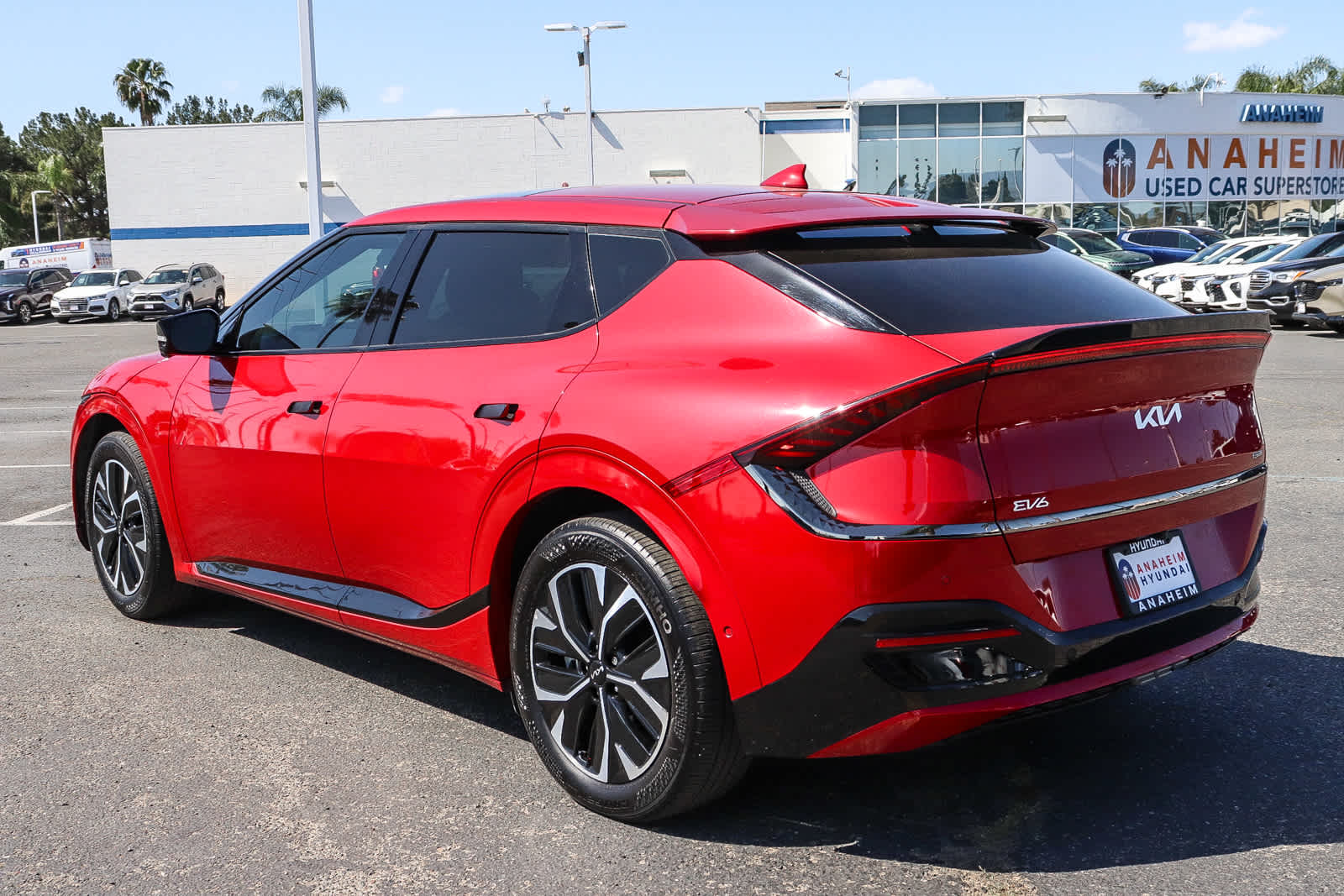 Thumbnail: 2022 Kia EV6 - 8