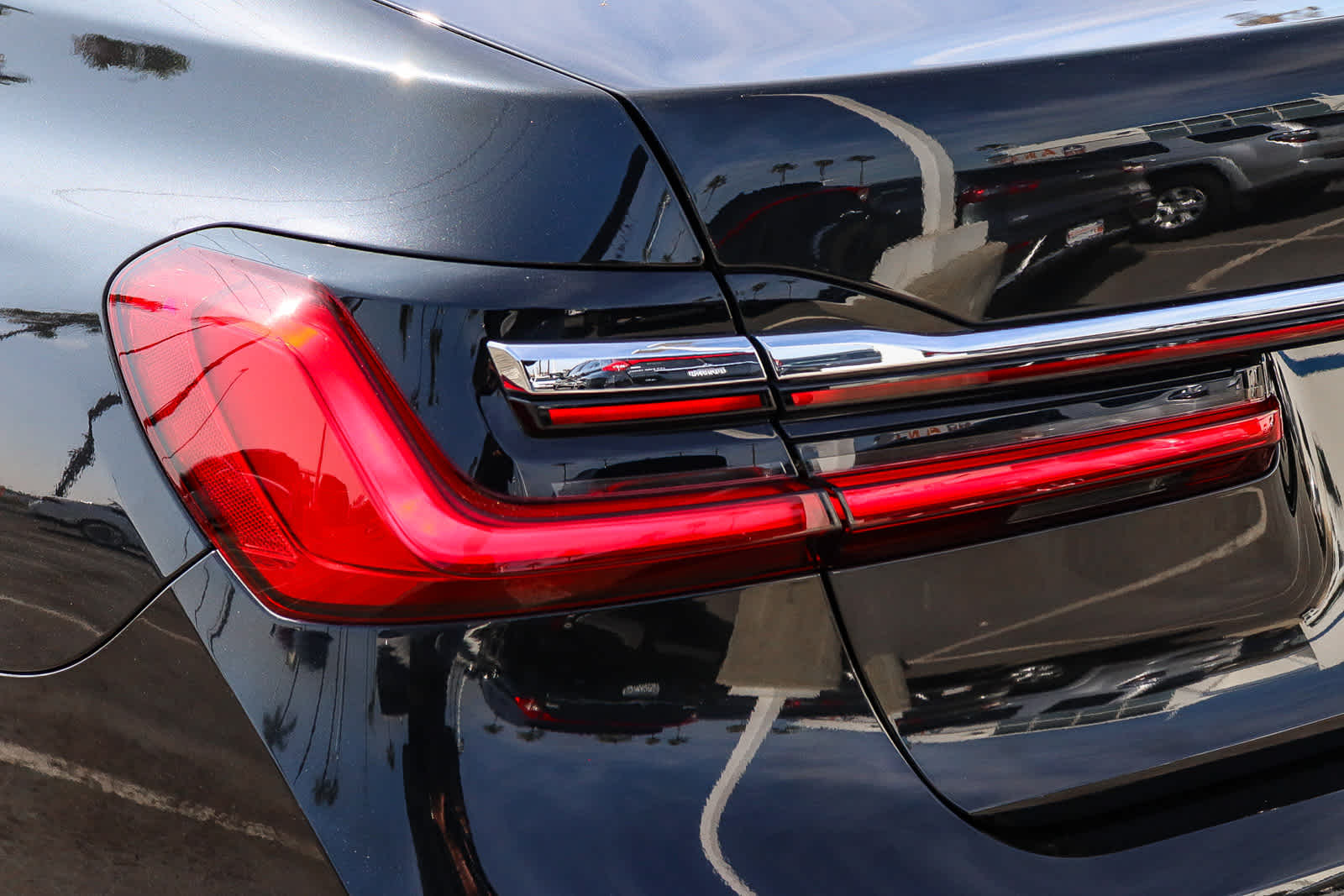 Thumbnail: 2021 BMW 7 Series - 9