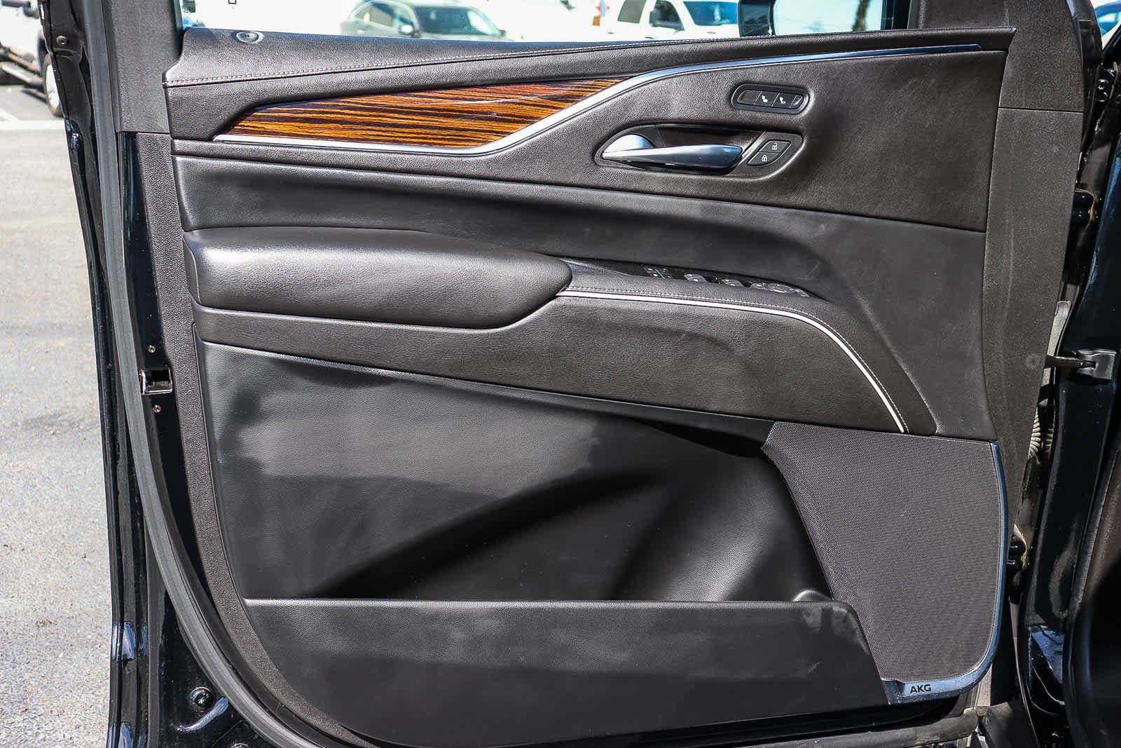 Thumbnail: 2021 Cadillac Escalade - 26