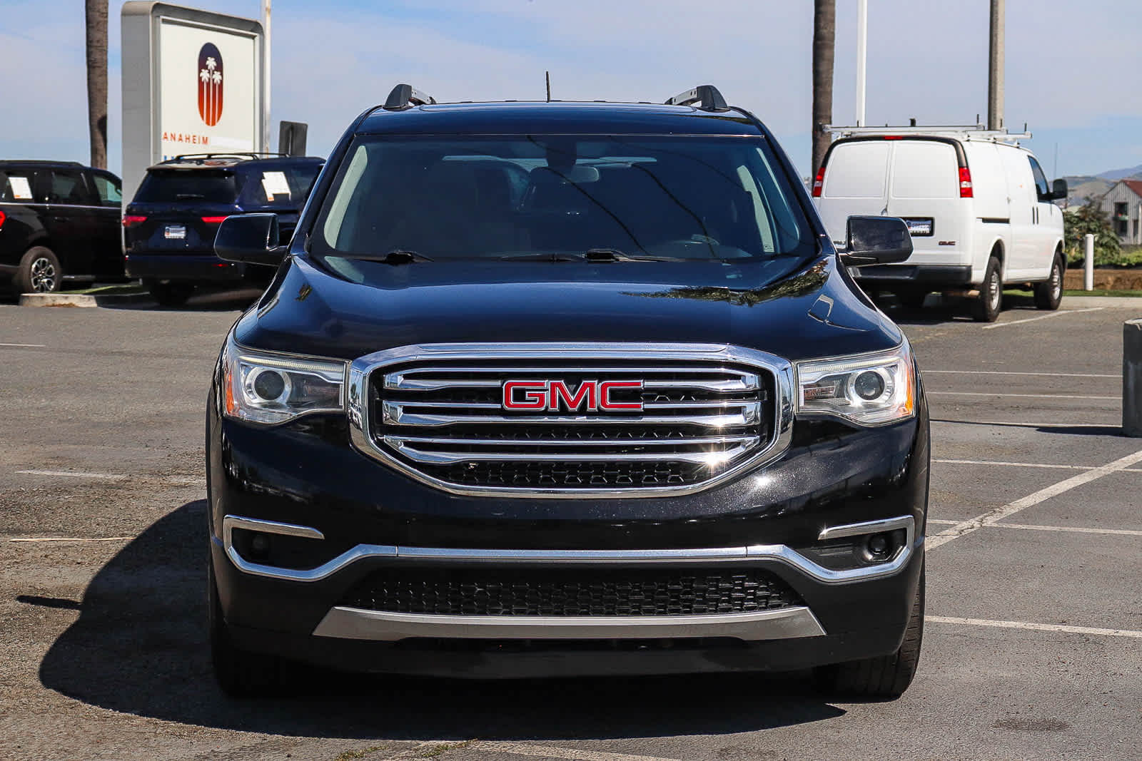 Thumbnail: 2018 GMC Acadia - 2