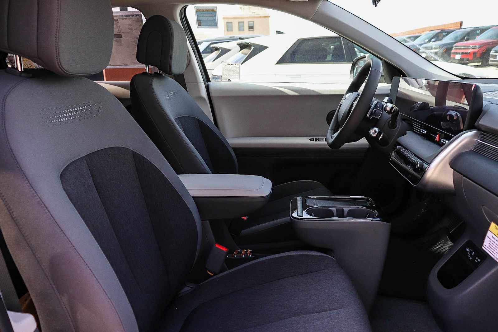 Thumbnail: 2026 Hyundai Ioniq 5 - 19